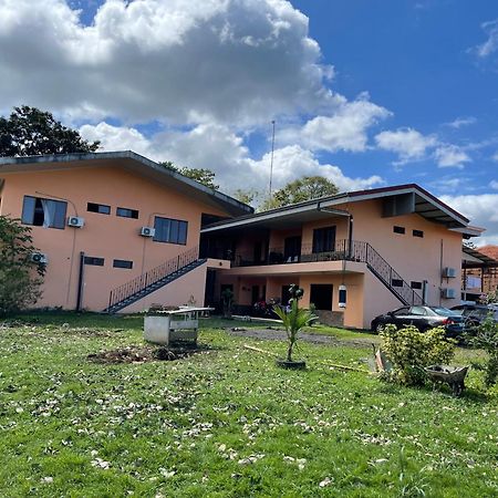 Sky Hostel La Fortuna Zewnętrze zdjęcie